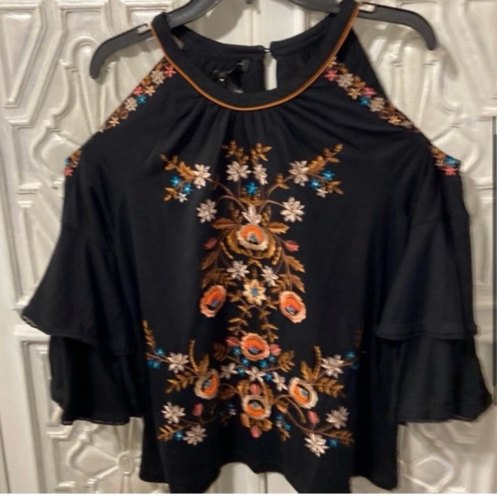 🛍️ Fall embroidered top - Picture 2 of 12
